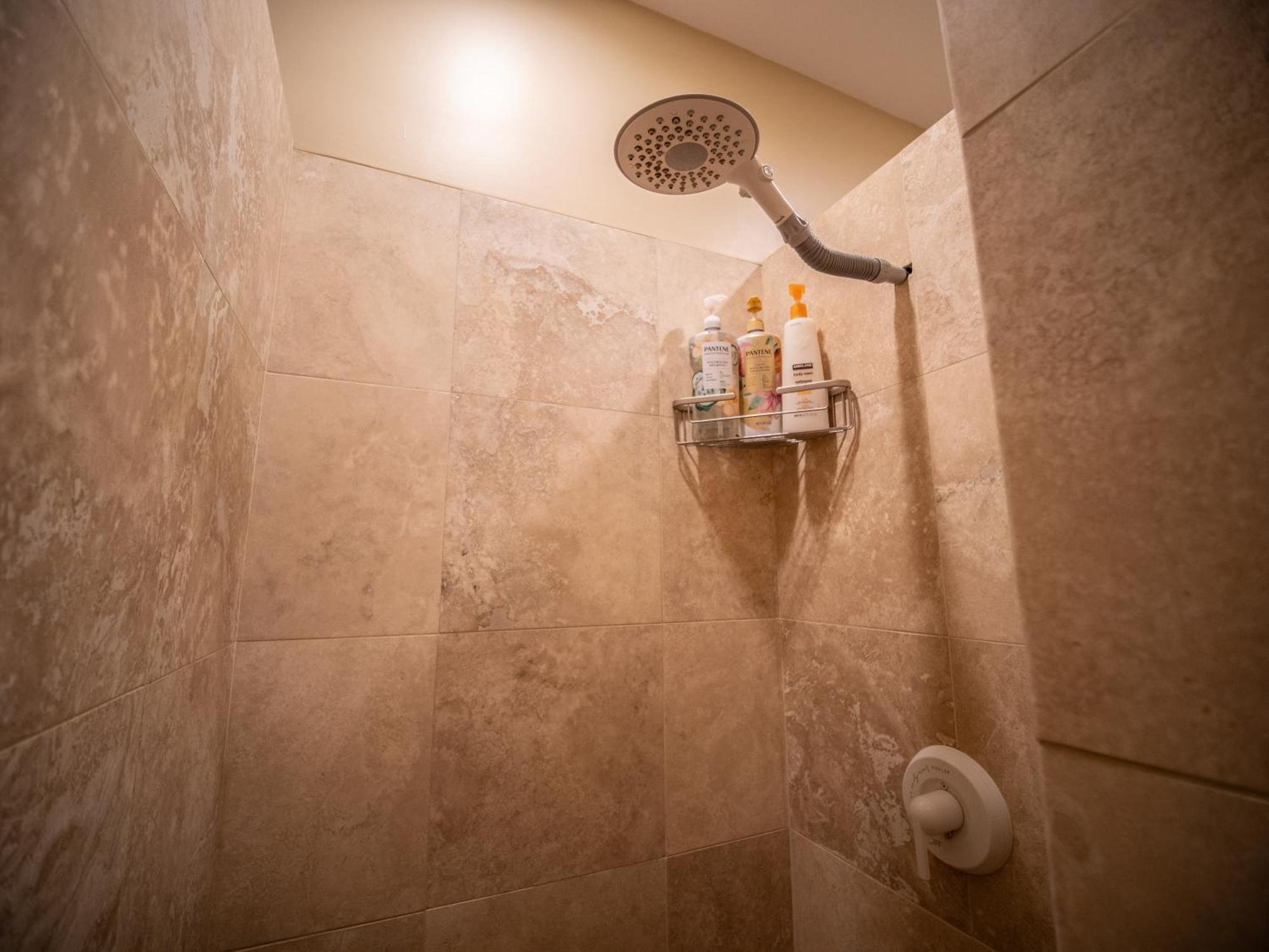 Aloha Aku Bamboo2 Suite - A Serene Retreat By The Shore Kihei Bagian luar foto