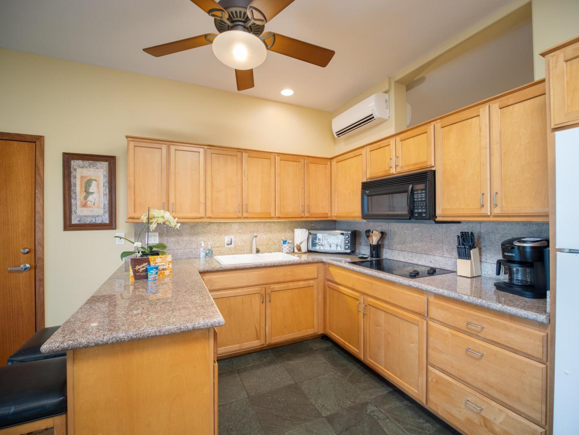 Aloha Aku Bamboo2 Suite - A Serene Retreat By The Shore Kihei Bagian luar foto