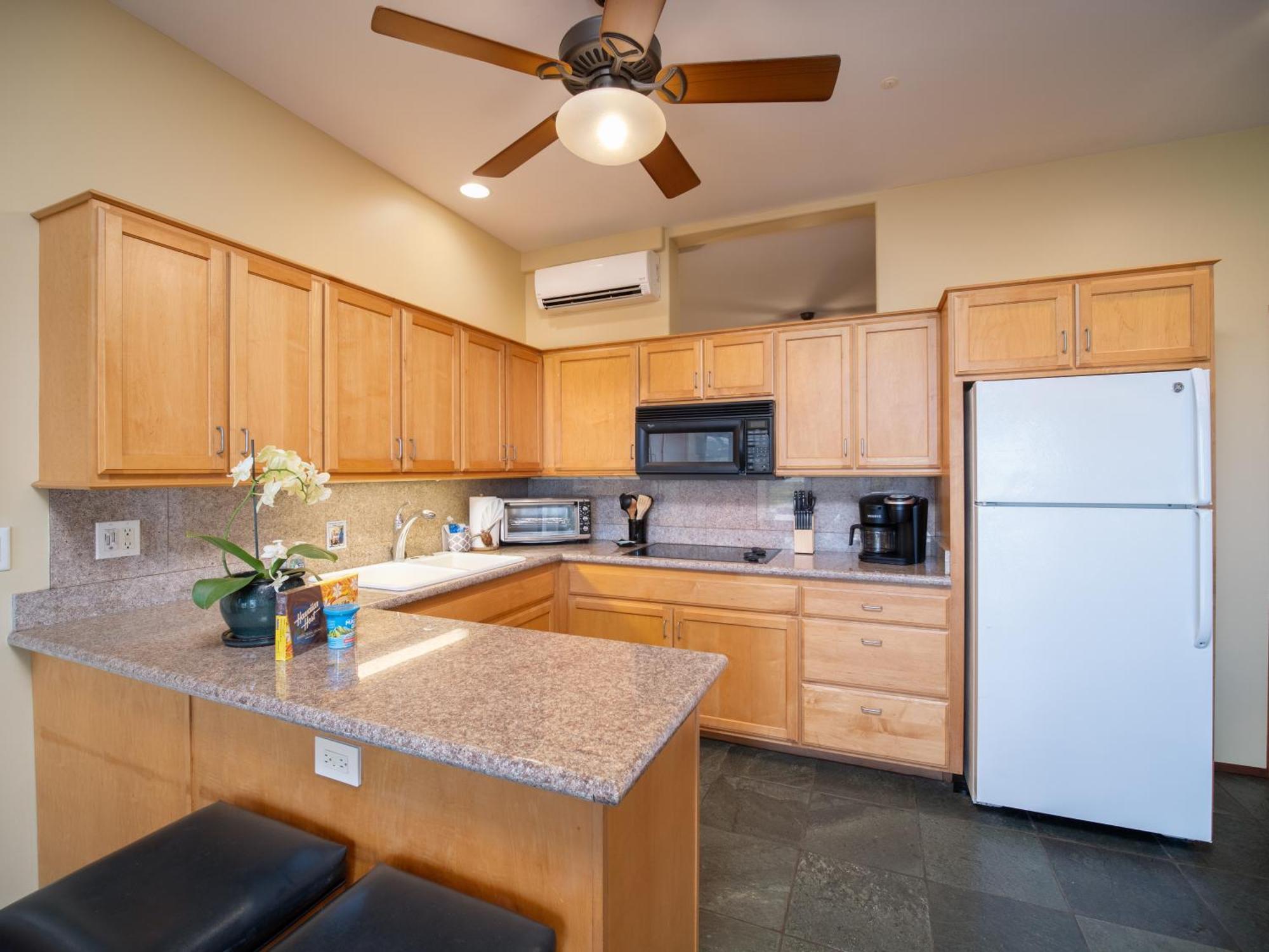 Aloha Aku Bamboo2 Suite - A Serene Retreat By The Shore Kihei Bagian luar foto